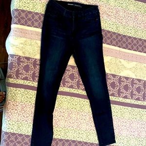 Old Navy Rockstar jeans size 10 regular